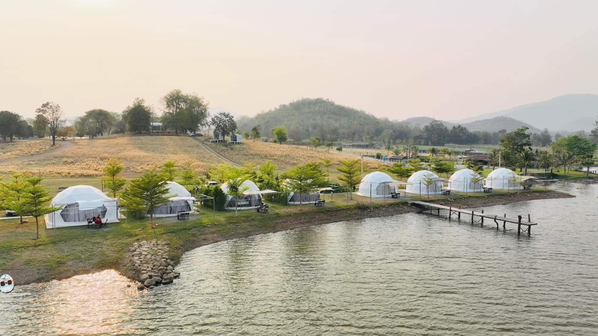 ลานกางเต๊นท์ สุพรรณบุรี (LA COLLINE CAMPGROUND)