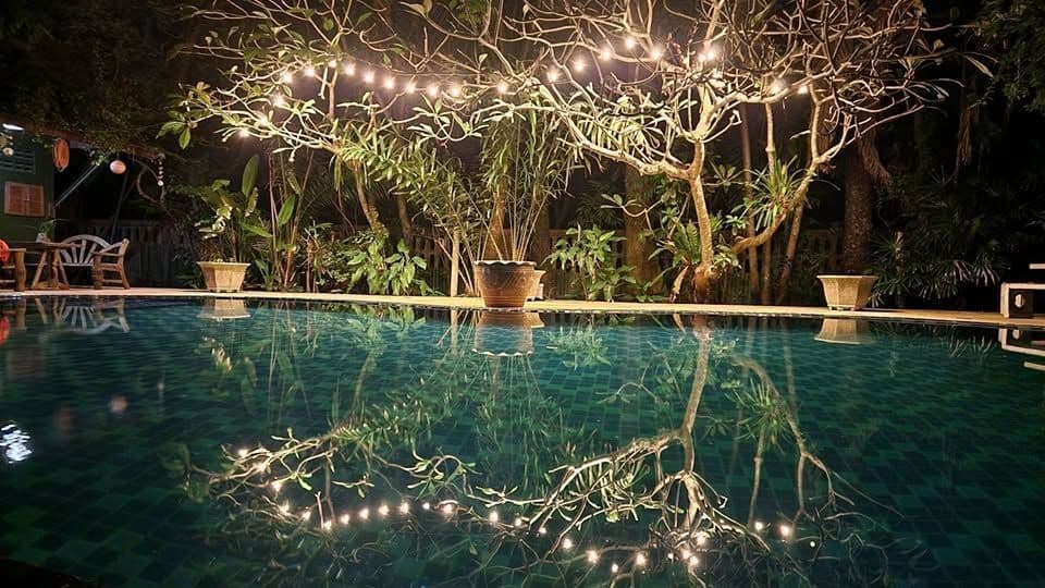 จังเกิลเบย์ รีสอร์ท (Jungle Bay Resort)