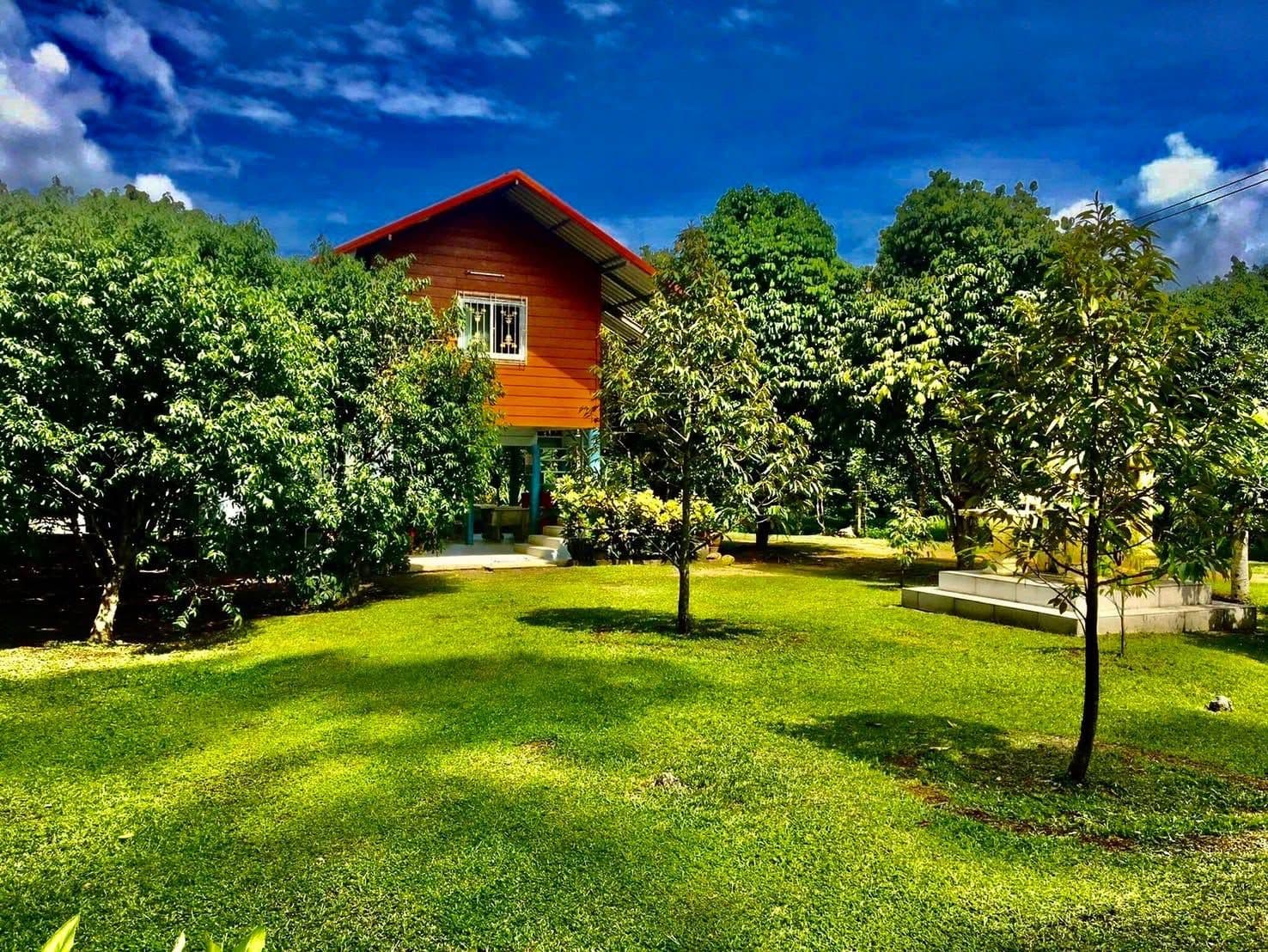 บ้านคุณยาย โฮมสเตย์ นครนายก (Grandma's House Homestay Nakhon Nayok)