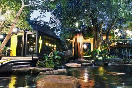 สโลว์ไรด์คอฟฟี่แอนด์คาเฟ่ (Slow Ride Coffee & Cafe) รูปภาพที่ 1