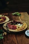 สโลว์ไรด์คอฟฟี่แอนด์คาเฟ่ (Slow Ride Coffee & Cafe)