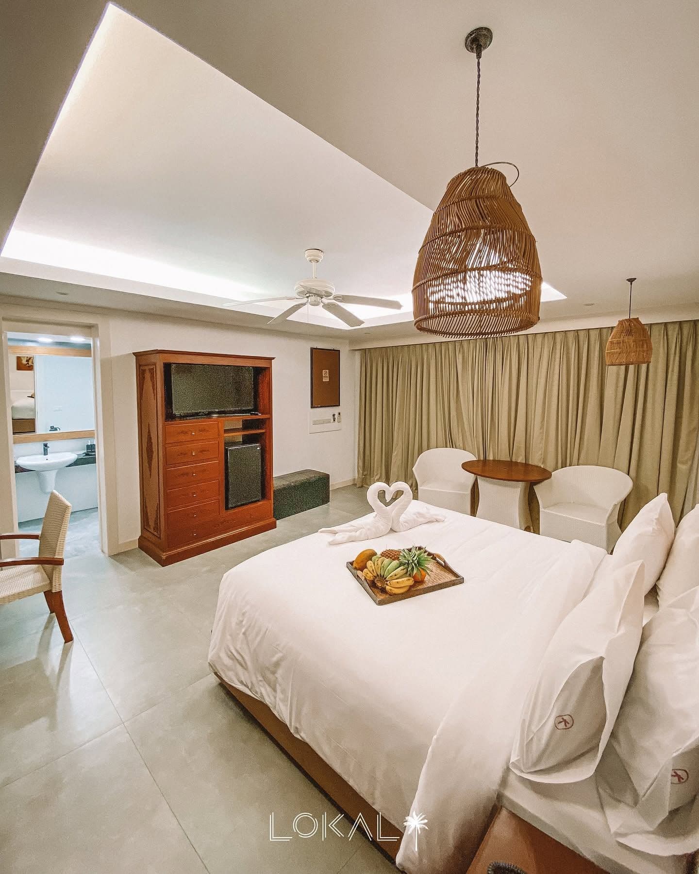 เดอะ โลคัล ภูเก็ต (Lokal Phuket "Former K-Hotel")