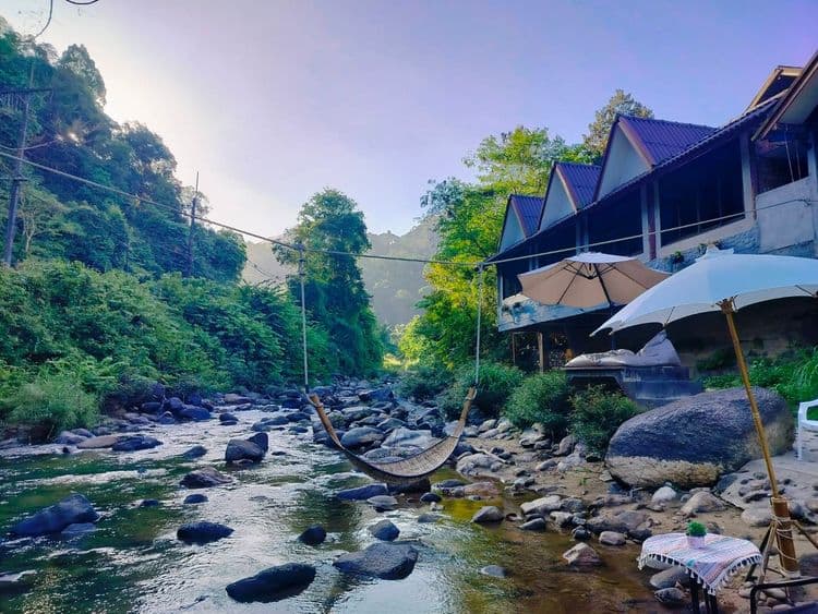 ธารศิลา รีสอร์ท (THANSILA Resort)